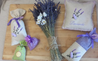 Bí quyết để bảo quản hoa Lavender khô luôn thơm mới