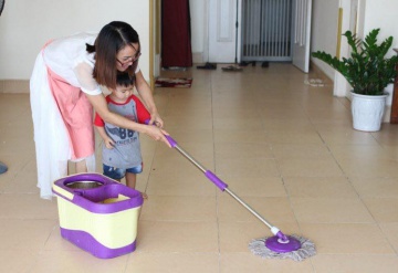 Nhà sạch muỗi thơm mát đơn giản với tinh dầu sả chanh