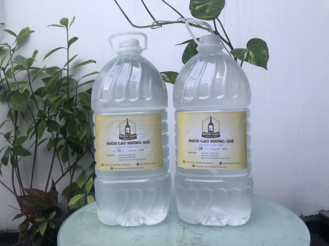 Mẻ rượu chất lượng được chăm chút tỉ mỉ từ Hương Quê
