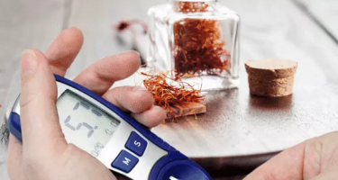 Người tiểu đường có nên dùng Saffron Tây Á không? Công dụng và cách dùng đúng cách