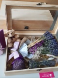 Hộp quà gỗ thông Lavender lớn 2