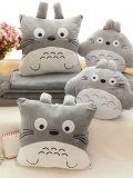 Bộ chăn, gối, ủ tay 3 trong 1 hình totoro đáng yêu 3
