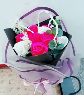 Bó hoa Hồng sáp thơm cao cấp 11 bông