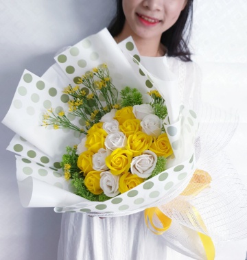 Bó hoa hồng sáp thơm cao cấp - 17 bông