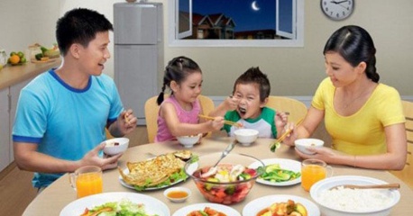 Bữa tối gia đình vui vẻ cho sức khỏe tuyệt vời
