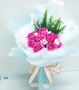 Hoa hồng sáp vẻ đẹp kiêu kì