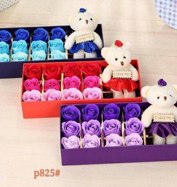 Hộp hoa hồng sáp 12 bông 1 gấu