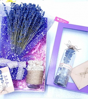Hộp Lavender  kèm bình hoa lưu giữ kỷ niệm