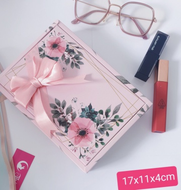 Hộp quà hoa hồng