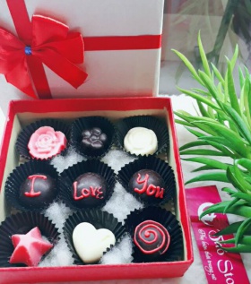 Hộp Socola hình vuông