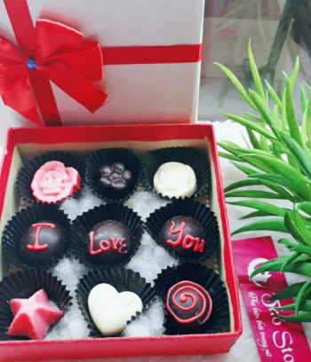 Hộp Socola hình vuông