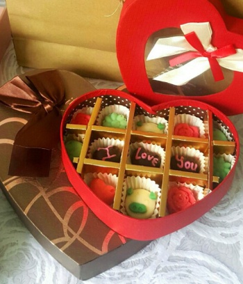 Hộp Socola Valentine hình trái Tim