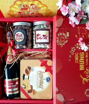 HQ011 - Giỏ quà tết chúc mừng năm mới