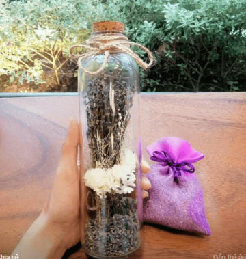 Lọ Lavender kỷ niệm