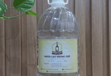 Rượu gạo Quê phục vụ dịp tết cho mọi nhà