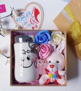 Set cốc sứ kèm gấu bông
