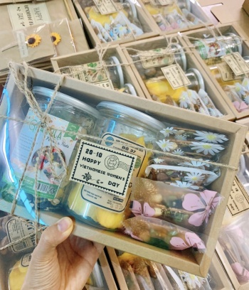 Set quà tâm tình tặng người yêu