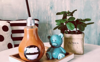 Yêu Nhau Thường Dẫn Đi Ăn Gì