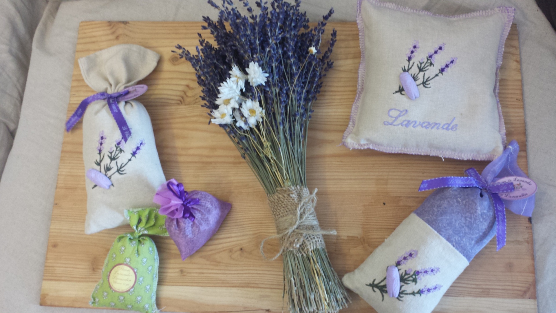 cach bao quan hoa lavender kho